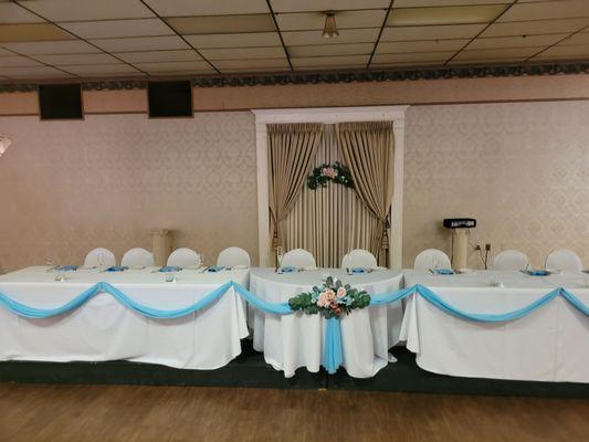 Head table