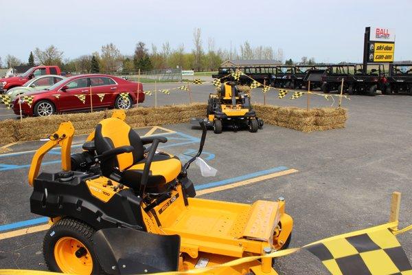 Cub Cadet Zero-Turns in the Test Drive Course during Mowerfest 2017