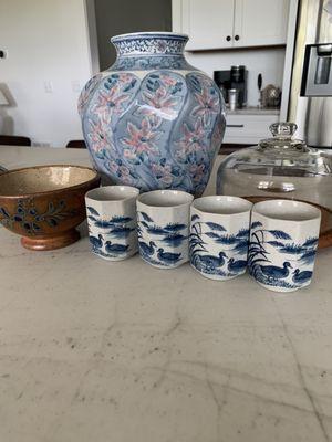 Bowl, sake (?) glasses, vase and cloche