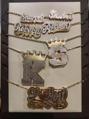 Double-Plate Name Necklace designs