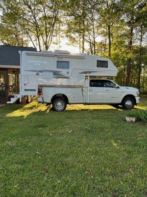 Cripple Bill's camper, 2023 Northern Lite 10.2, dry bath, U-shape dinette, onan generator, Love this camper! Mated with a 2022 Dodge Limited