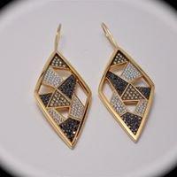 Colored diamond earrings in 18K