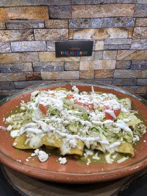 Enchiladas verdes