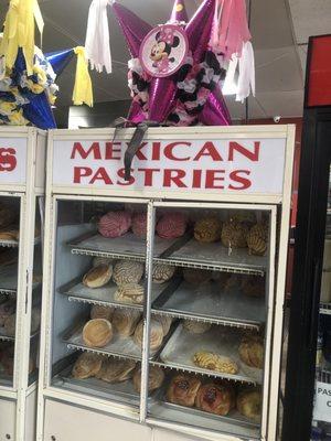 Conchas and other delicious pastries!