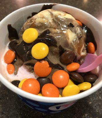 Gold Medal Ribbon, Peppermint, Reese's Pieces and Hot fudge Sundae, great separately but maybe not combined lol not mad I was craving both!