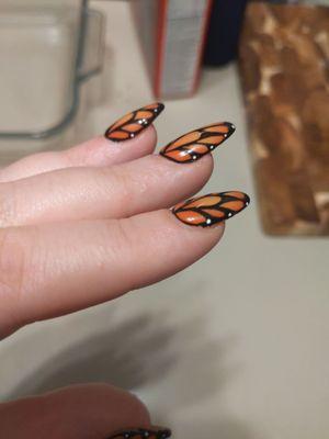 Monarch wings