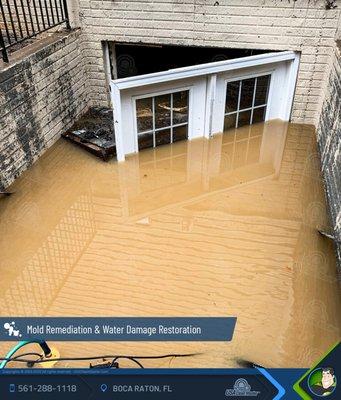 Water extraction, water damage restoration services - Boca Raton