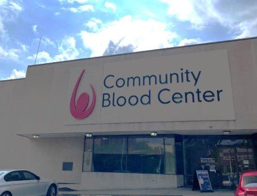 Entrance to the Community Blood Center Kansas City Donor Center