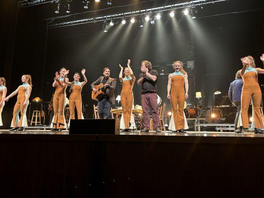 Irish dancers with the band