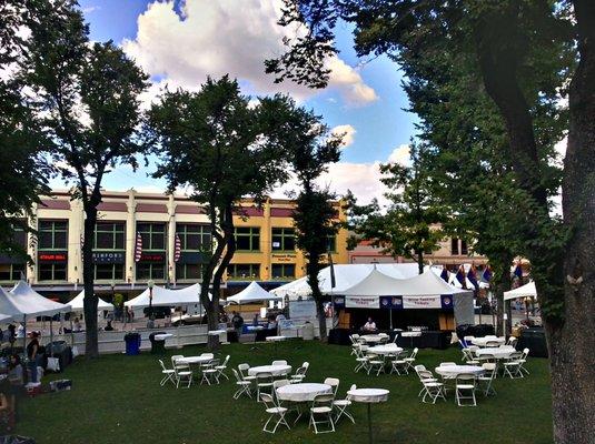 Wine Tasting on our Courthouse Square