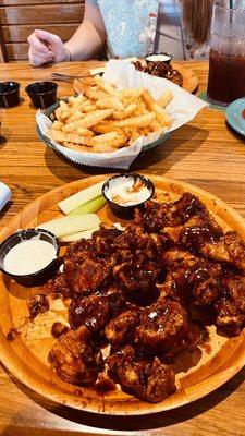 Honey BBQ boneless wings