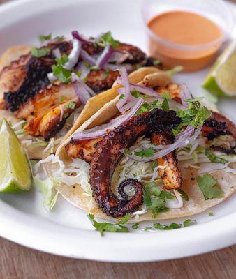 Pulpo Taco (Tender Octopus Taco)