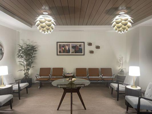 Our waiting room, private and professional environment.