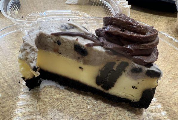 OREO Cookies & Cream Cheesecake