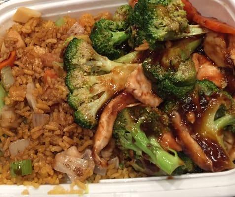 Yummy chicken and broccoli with veggie fried rice!