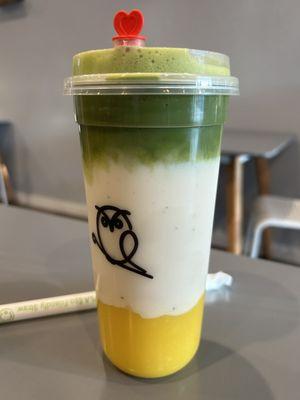 Mango matcha latte