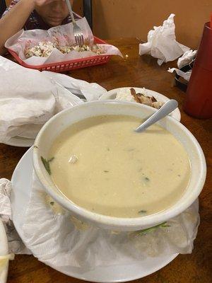 What is supposed to be a camarones y pescado Soup con crema de coco! Disgusting no flavor whatsoever