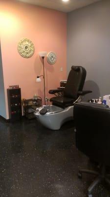 Pedicure station