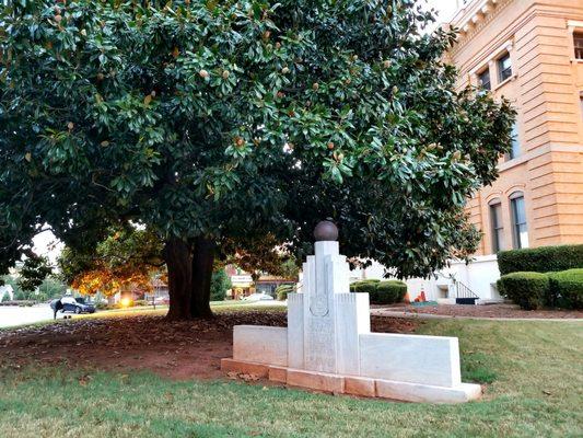 Historical monument at UPSON COUNTY COURTHOUSE in Thomaston, Georgia.