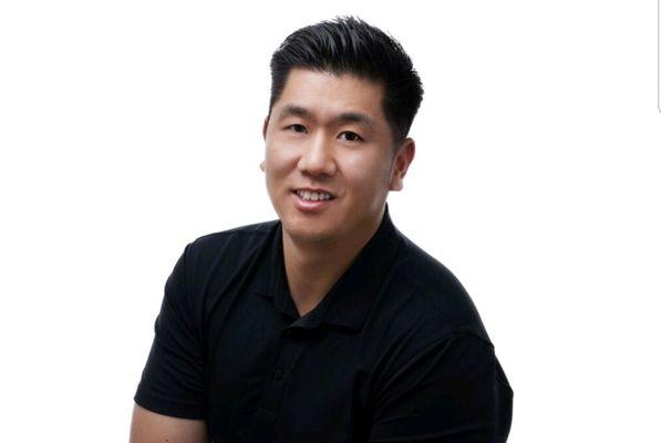 Meet Doctor Jun Hong the Chiropractic Physician.