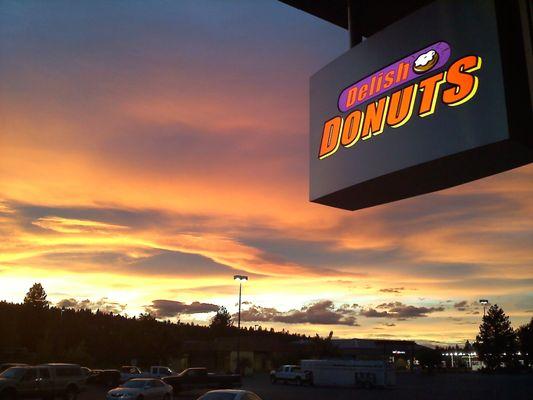 Delish Donuts