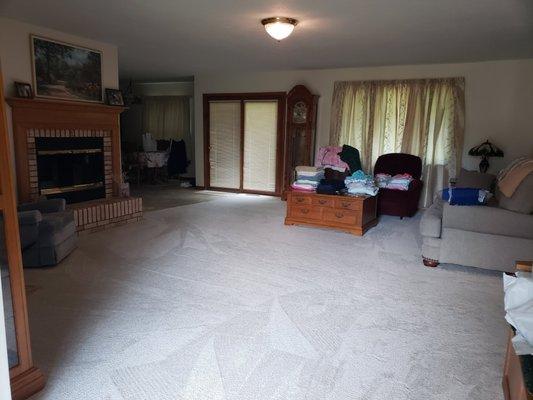 3/bedroom 2/bath home, Deep Cleaning Service 4hrs 30min to complete.