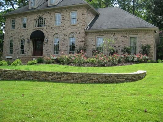 We provide beautiful, worry-free lawn maintenance in a variety of packages.