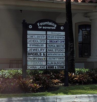 Fountains of Boynton shopping center