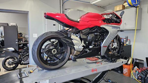 MV Agusta Superveloce service and accessories.