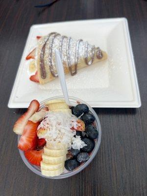 Açaí bowl and Nutella Crepe