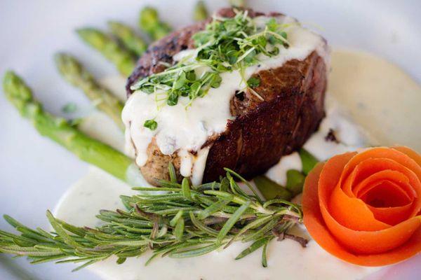 -Filetto Al Gorgonzola- 8 oz. Filet Mignon in a gorgonzola cream sauce, served over asparagus.