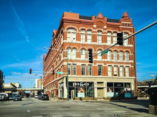 Fey & Co. Jewelers | Lincoln Park