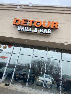 Detour grill bar