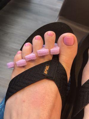 My sweet pink toes