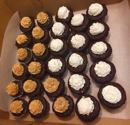 Vegan chocolate mini cupcakes: "buttercream" and peanut butter frosting. Heavenly!!!!