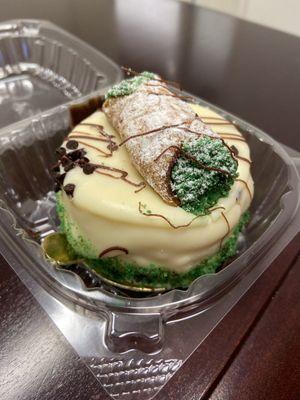 Cannoli mini-cake