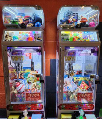 2 new claw machines with hidden key locker boxes. Fun!!!