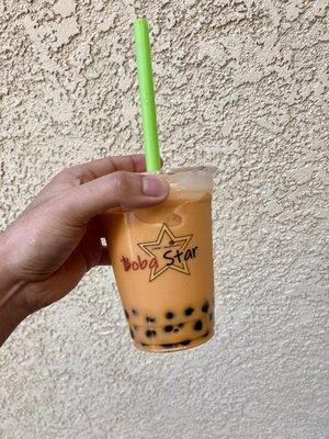 thai tea slush with boba