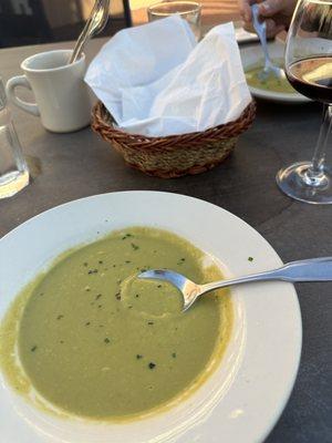 Asparagus soup