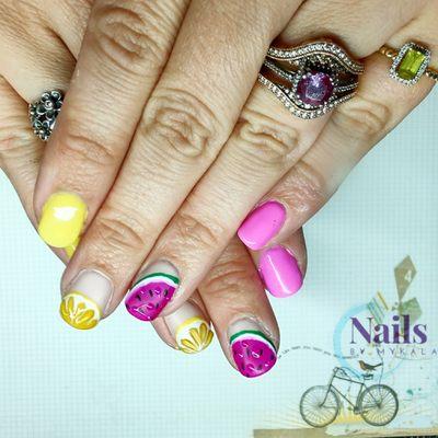 Gel nail art