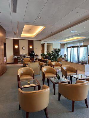 SFO Lounge