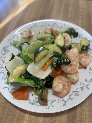 E17. Prawns with Mixed Vegetables Dinner