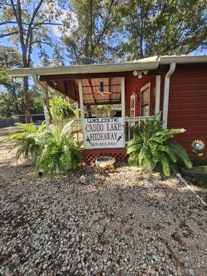 Caddo Lake Hideaway