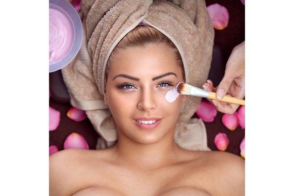 This hydrating rose facial has therapeutic benefits that relax the body, reduce stress and promote glowing skin. Visit our website..