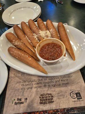 The breadsticks appetizer (spears?)