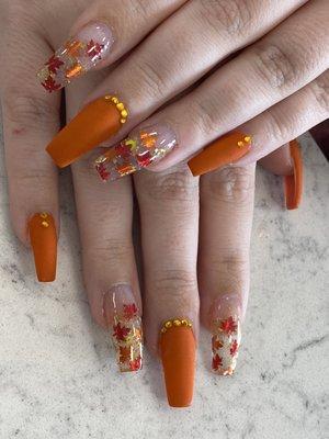 Fall leaves designs by Vee