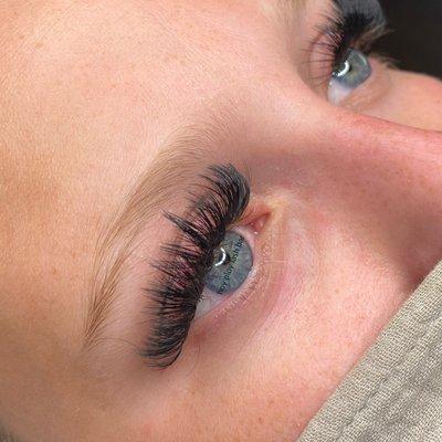 Gorgeous Lash Extensions !!