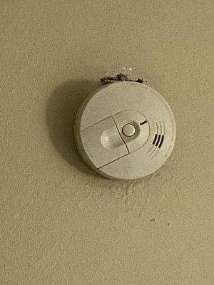 Smoke alarm that's broke