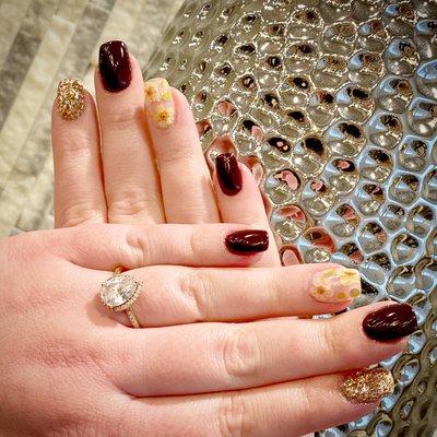 Dip Mani with dried flowers