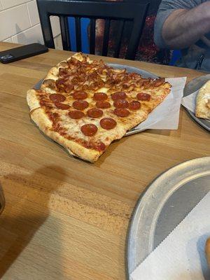 Bbq chicken pizza and pepperoni pizza